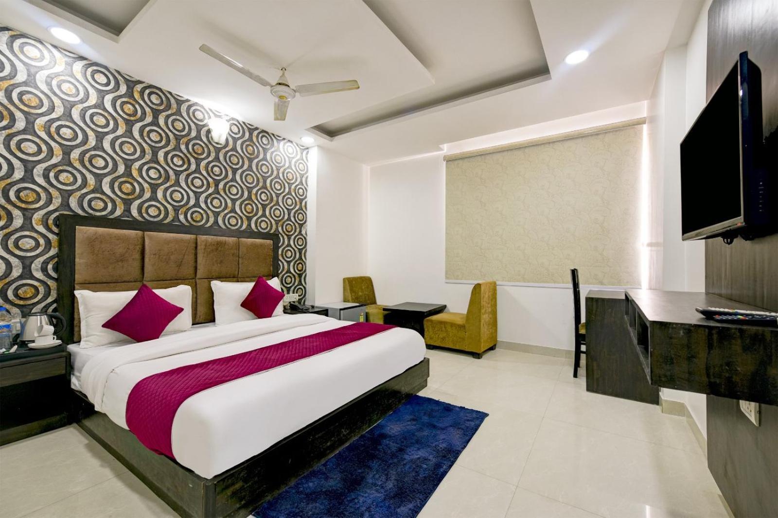 Rosewood Suites A Family Hotel Near Delhi Airport Nueva Delhi Exterior foto